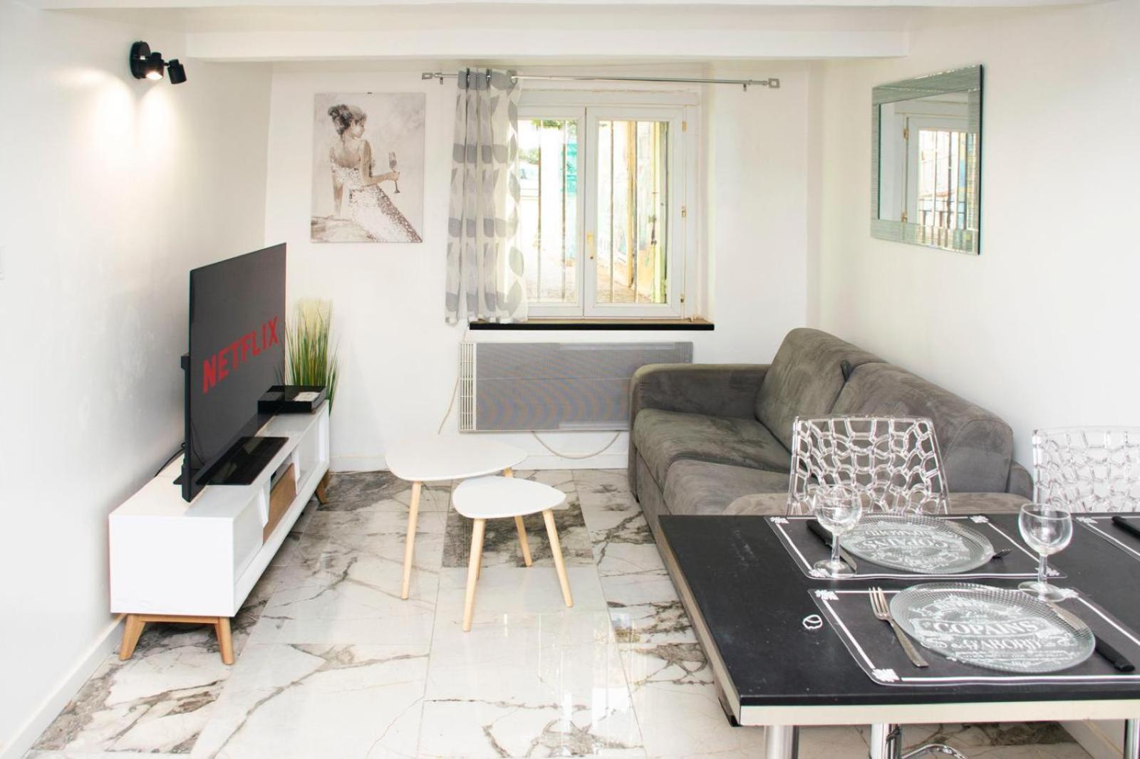 Apartment La Calade Enchantee Pour 4 *